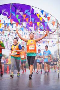 BIB: 172
                            <button type="button" onclick="openModal(9947849)" class="btn btn-primary btn-sm float-right btn-popup" data-toggle="modal" data-target=".modal-high-quality">
                        <i class="fas fa-shopping-cart"></i> Add to Cart
                    </button>
                                            <button type="button" onclick="isThisMe(9947849, true)" class="btn btn-success btn-sm float-right btn-popup btn-isme hidden" data-toggle="tooltip" data-placement="bottom" title="นี่คือรูปของคุณใช่ไหม คลิกที่นี่เพื่อเอาเข้าอัลบั้ม">
                        <i class="fas fa-plus"></i> Add to album
                    </button>
                    <button type="button" onclick="isThisMe(9947849, false)" class="btn btn-warning btn-sm float-right btn-popup btn-isnotme hidden">
                        <i class="fas fa-ban"></i> Remove from album
                    </button>